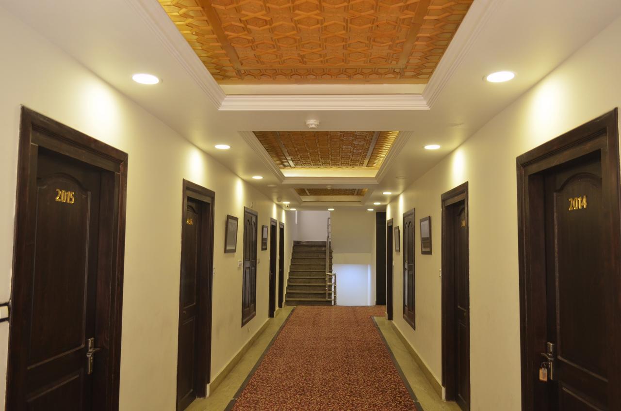 Hotel The Valley View Kashmir Srīnagar 外观 照片