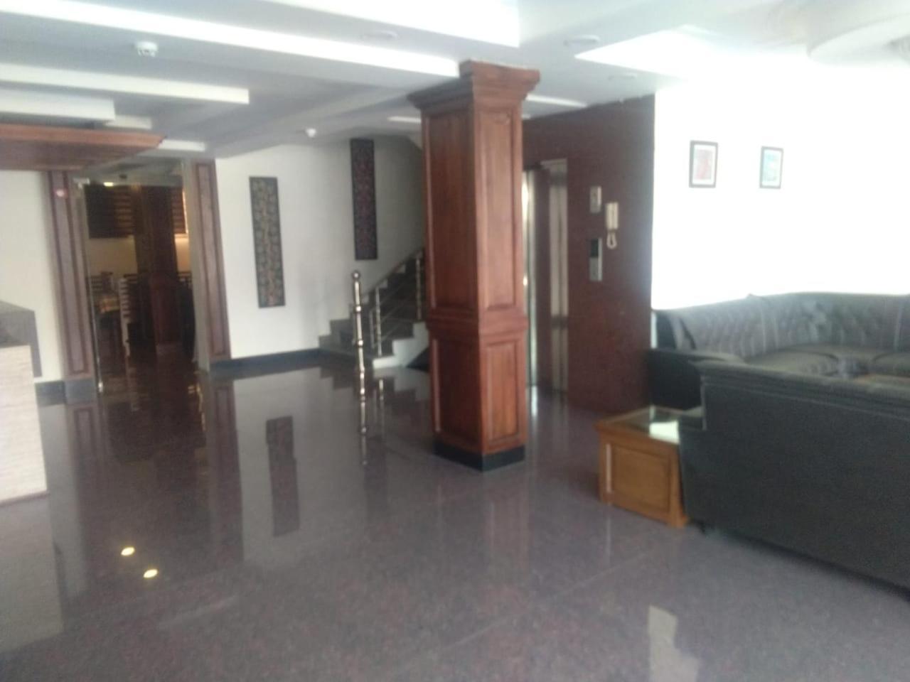Hotel The Valley View Kashmir Srīnagar 外观 照片